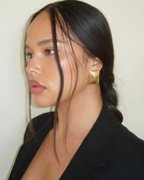 LINED GOLD EARRINGS