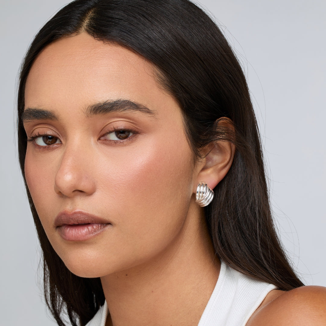 CLOVE EARRINGS