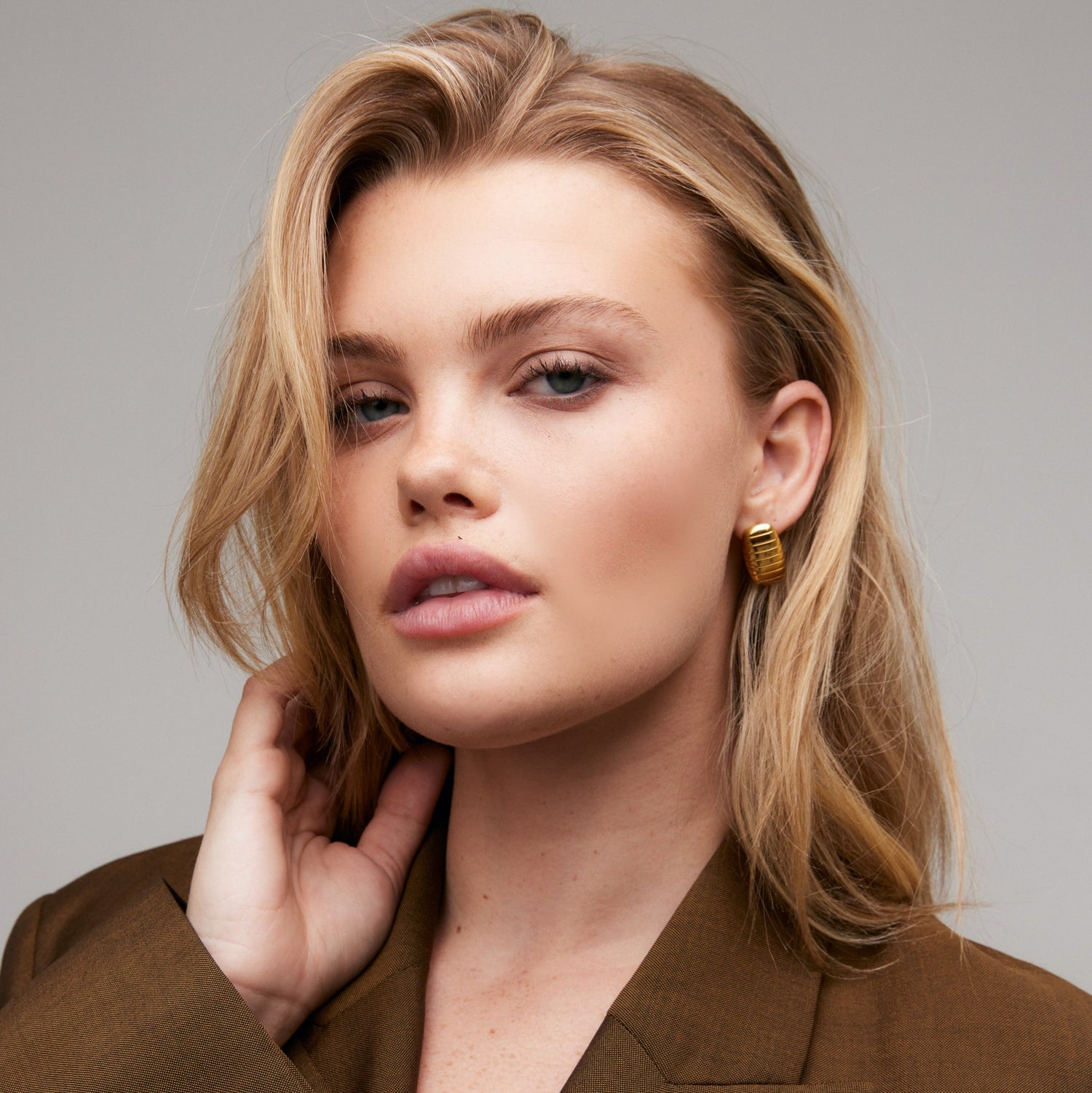 PILLAR EARRINGS