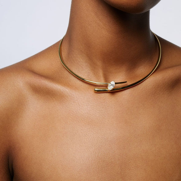 GAZE CHOKER