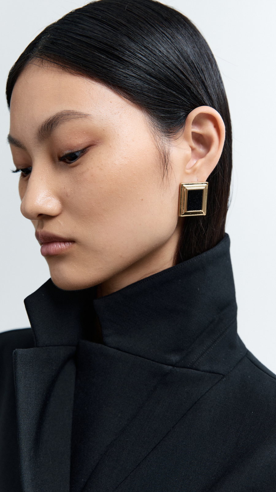 PLAZA GOLD BLACK VELVET
