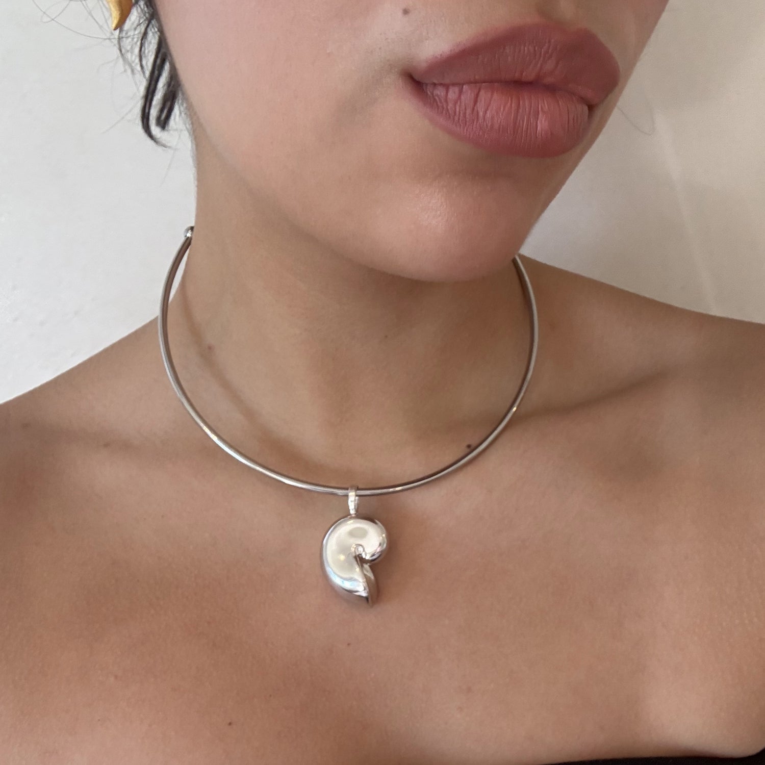 STELLA CHOKER + CHARM SET