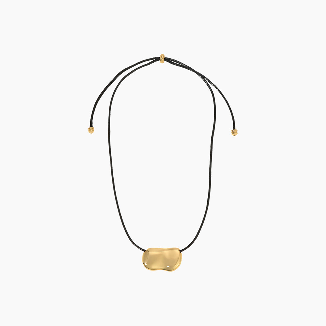 PEBBLE NECKLACE