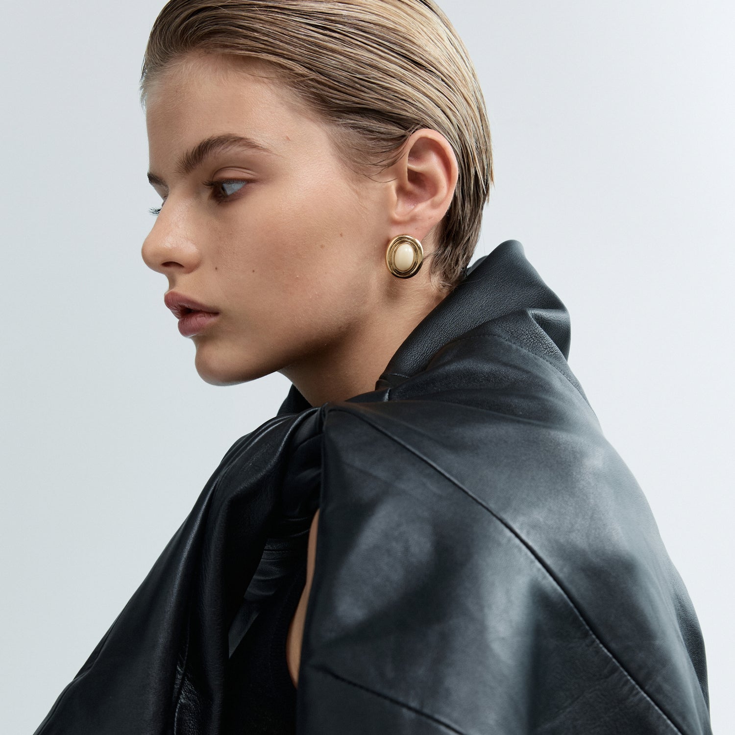 PRIZE EARRINGS