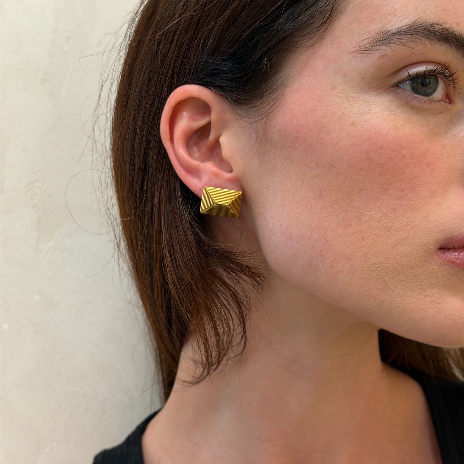 BABY CELESTE EARRINGS