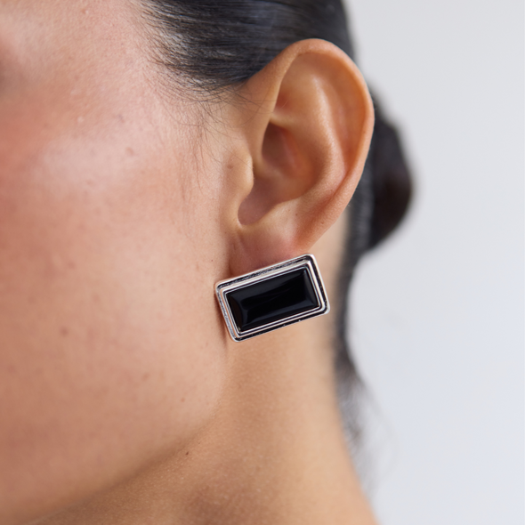 ARCHER RECTANGLE EARRINGS