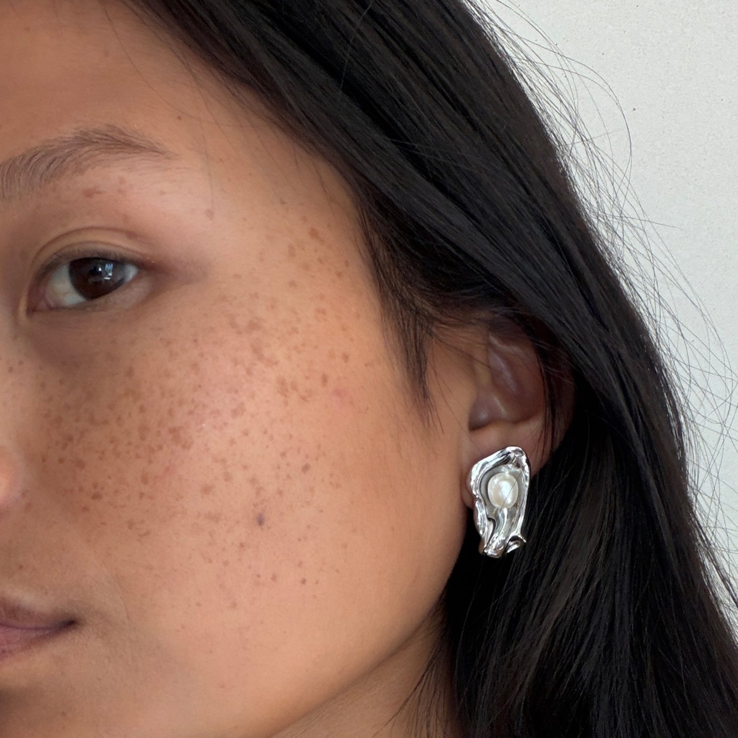 MOTHER OF PEARL EARRINGS
