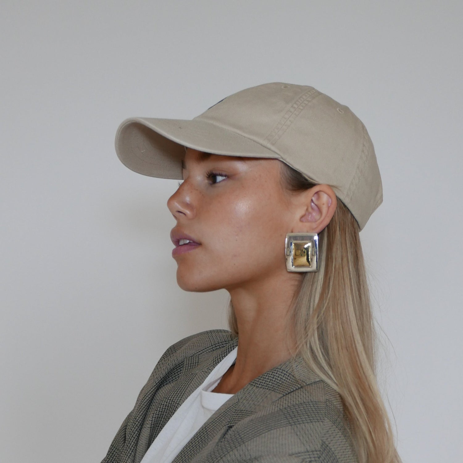 PLATE EARRINGS